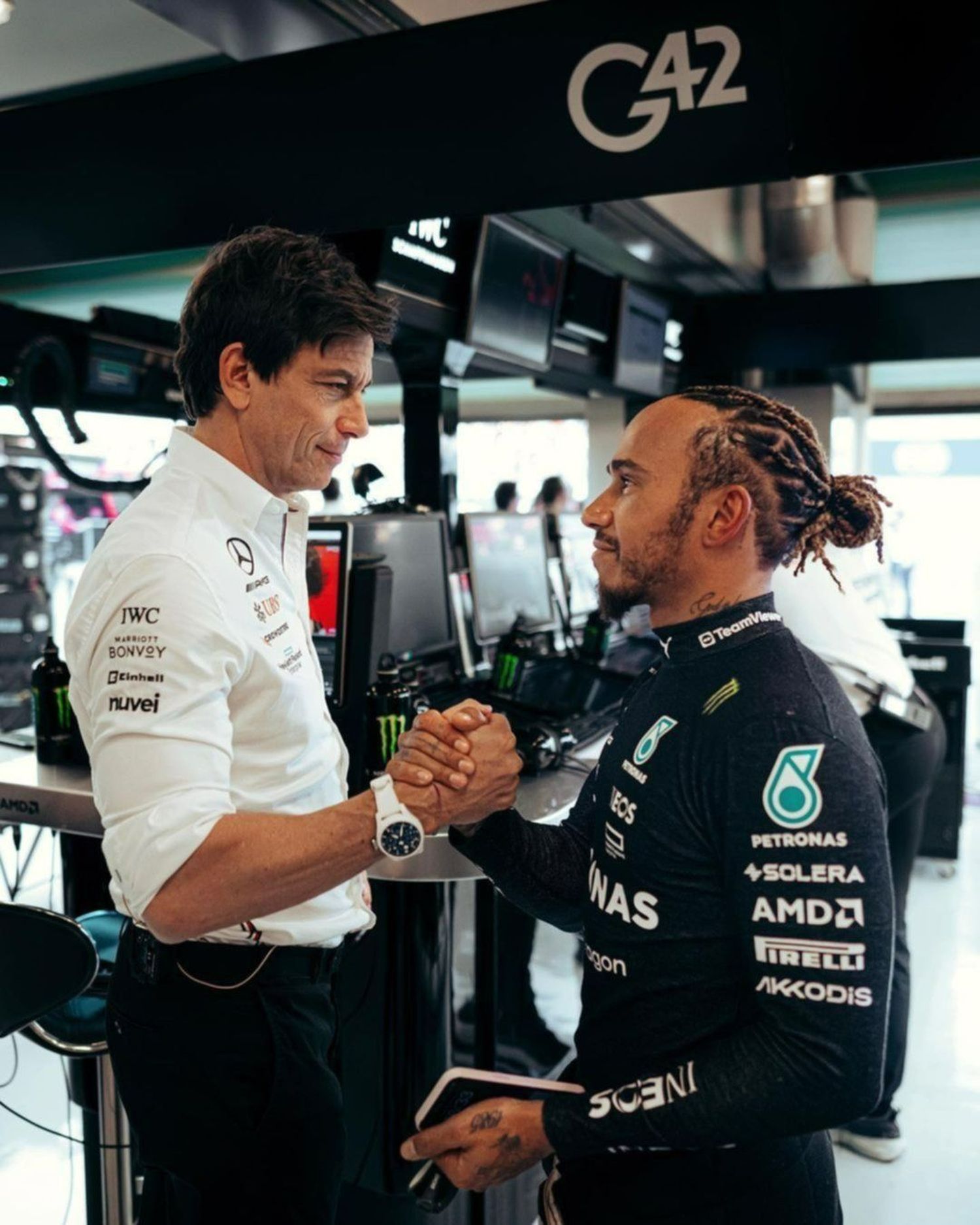 La importancia de Lewis Hamilton y Red Bull en la renovación de Toto Wolff con Mercedes