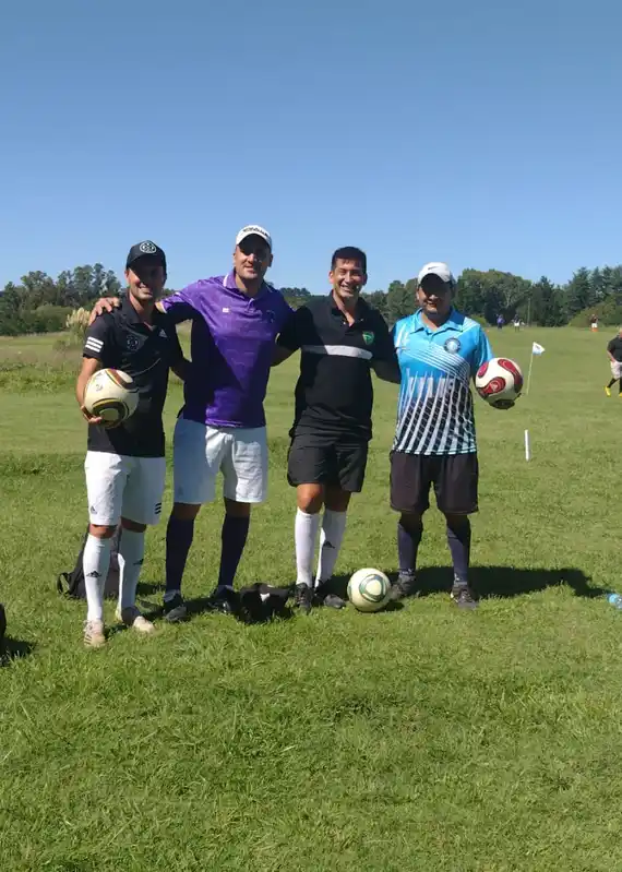 Brutti y Olaechea ganaron en footgolf