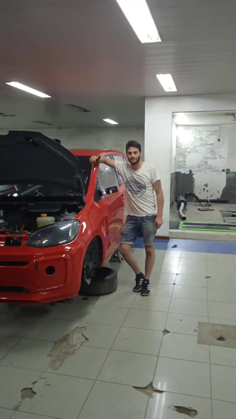 Santiago Lantella, al Turismo Pista