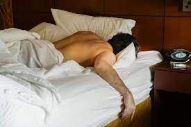 ¡LO DICE LA CIENCIA! Dormir desnudo es excelente para la salud