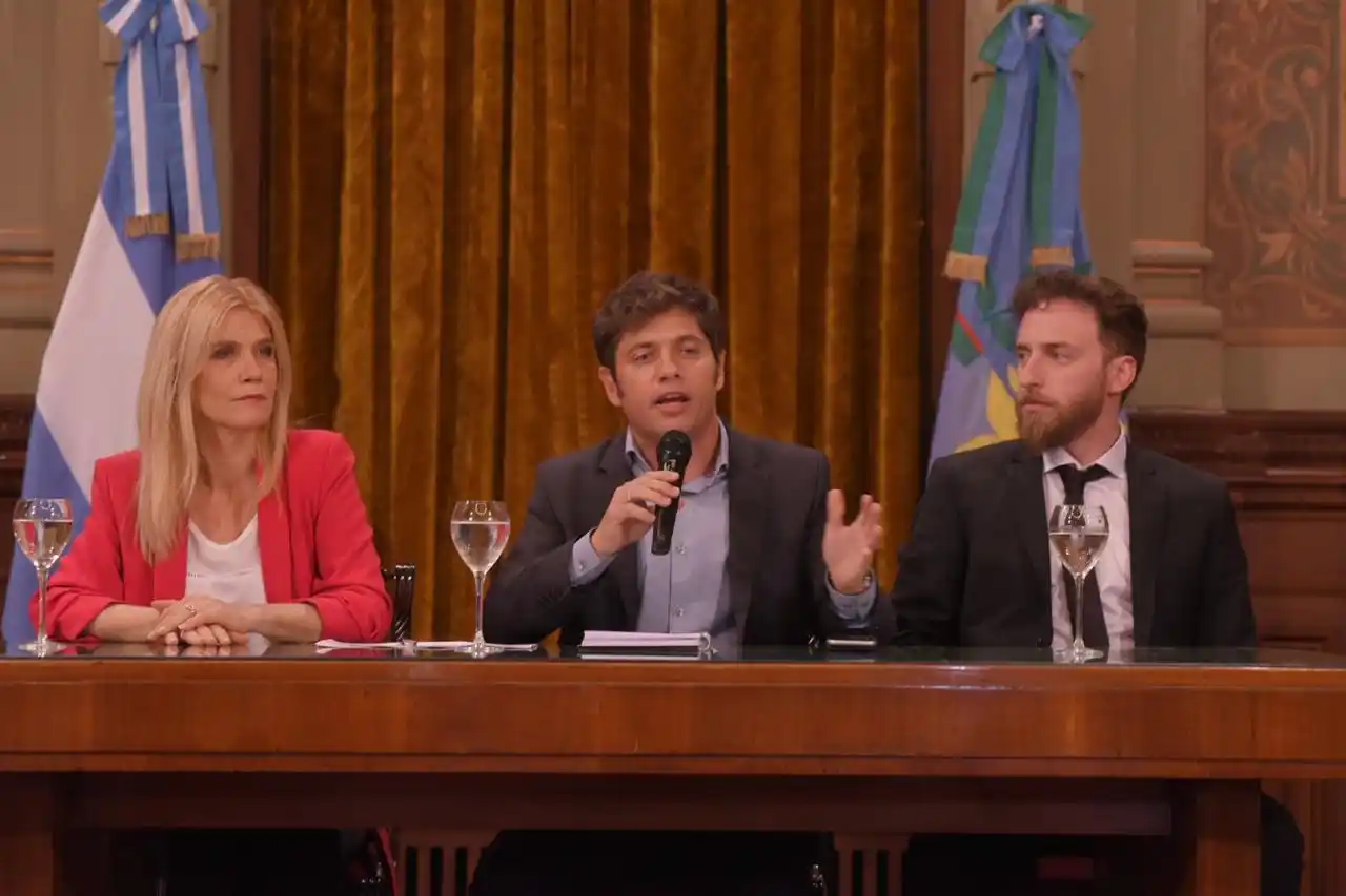 Ley impositiva 2020: Federico Otermín defendió el proyecto y manifestó el deseo de "una Provincia unida y solidaria"