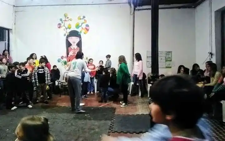 “Merienda, entre cuentos y teatro” en Cooparte