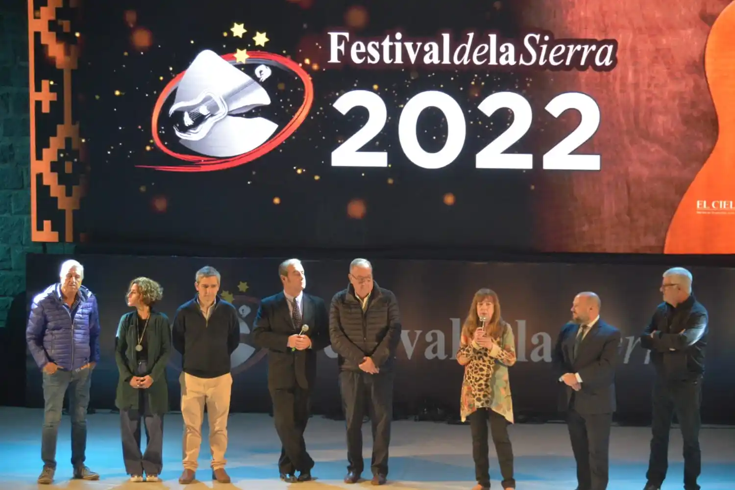 En un emotivo reconocimiento, el escenario del Anfiteatro lleva el nombre de Miguel Rouaux