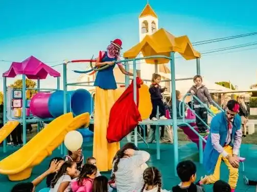 Por medio del Programa de Padrinazgo de Espacios Público renovaron la Plaza Alemania