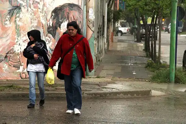 Anuncian más lluvias y tormentas para esta noche 