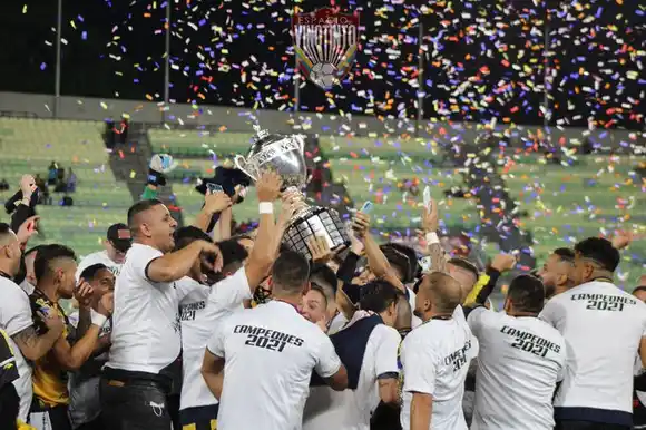 Deportivo Táchira es el nuevo campeón del fútbol venezolano