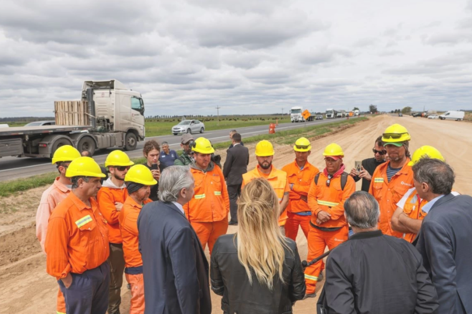 Fernández y Katopodis recorrieron la obra de la RN3