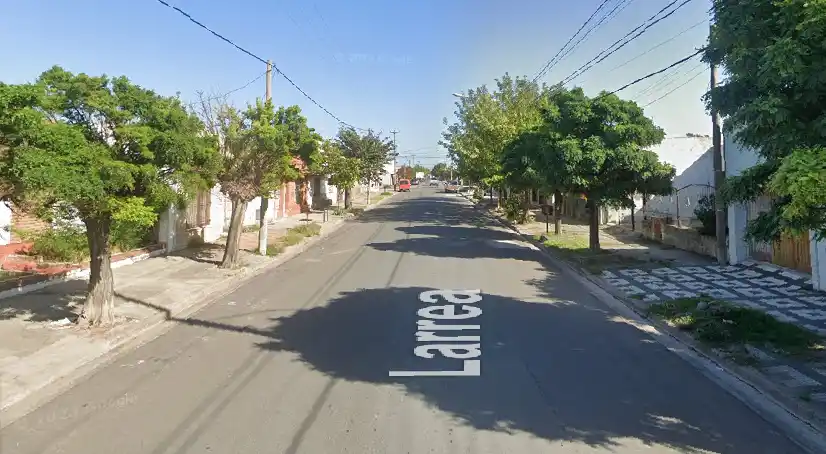 No estaba en su casa, entraron y le robaron