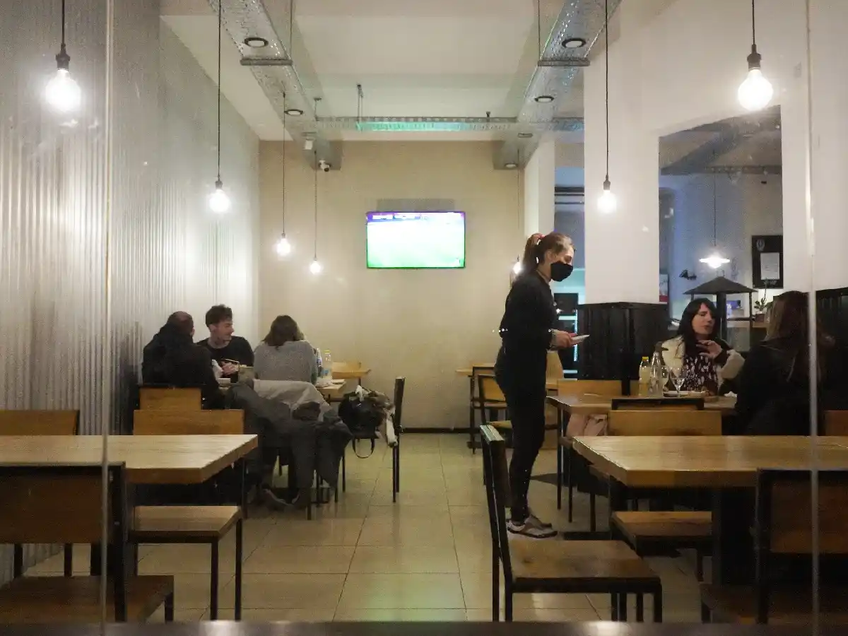 Incentivos: “La idea no es castigar al que no se vacuna, sino premiar al que sí”  