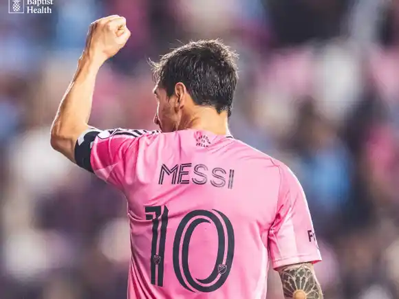 Messi con un doblete acercó a Inter Miami a los Playoffs de la MLS