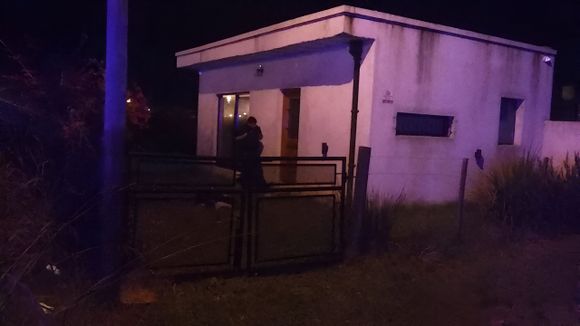 Hallaron a un joven bajo el efecto de sustancias en el barrio Duraznostra y se lo llevó una ambulancia