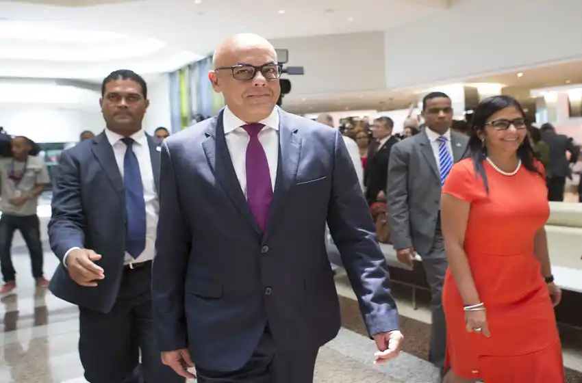 Maduro, cerca de un acuerdo con la oposición