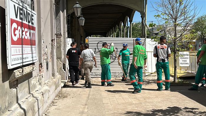 ranchada recova ripamonti limpieza ex almacenes viejos centro rafaela recolector de basura pdi policia - 6