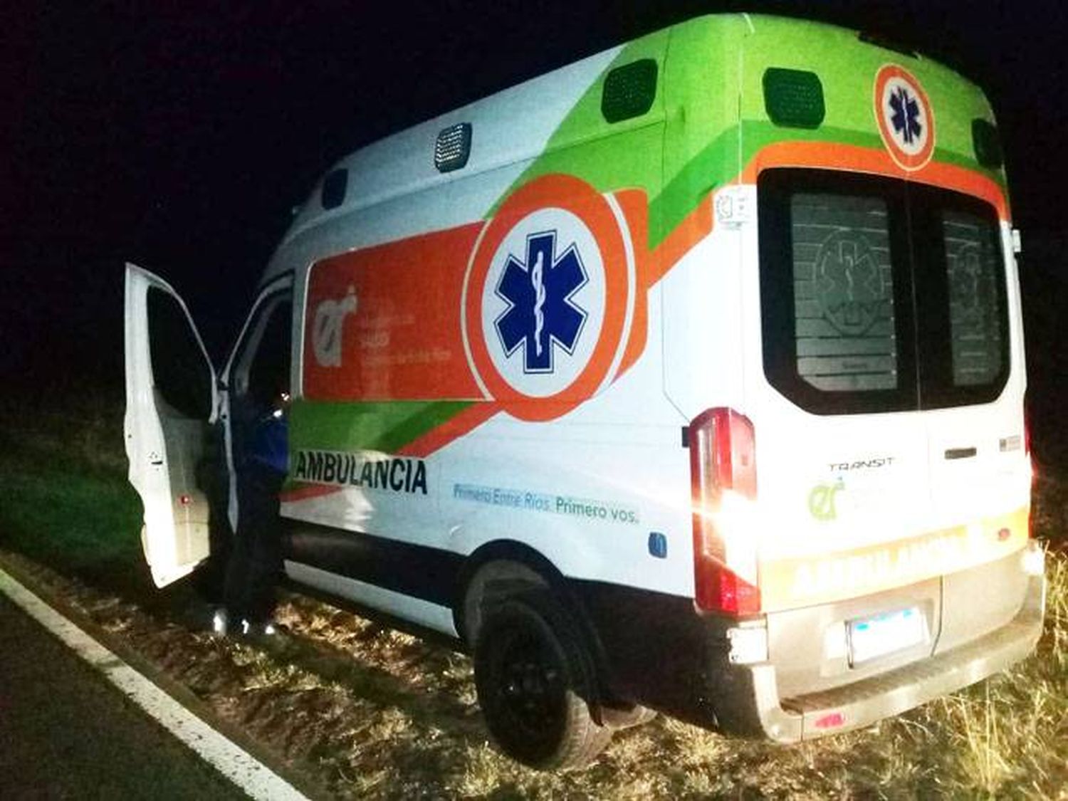 Una ambulancia se accidentó  en Ruta Nacional N°18