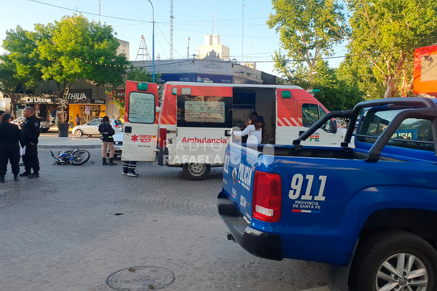 Tránsito reducido por accidente en pleno microcentro rafaelino: un hombre fue hospitalizado