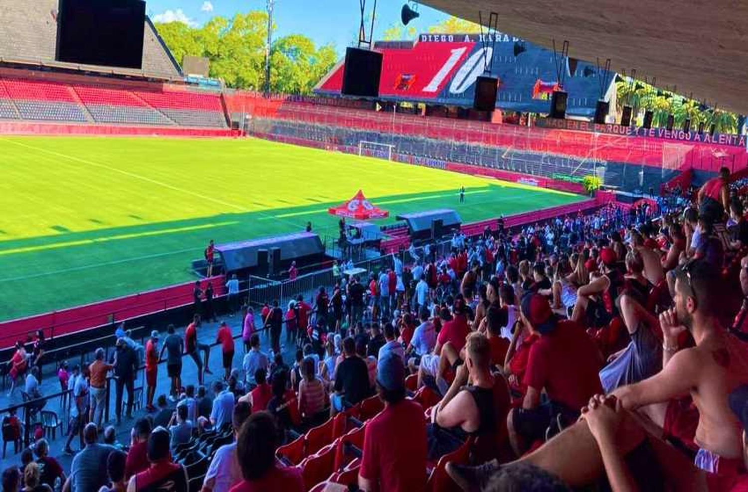 Se realizó la asamblea en el Coloso y las elecciones de Newells ya tienen fecha