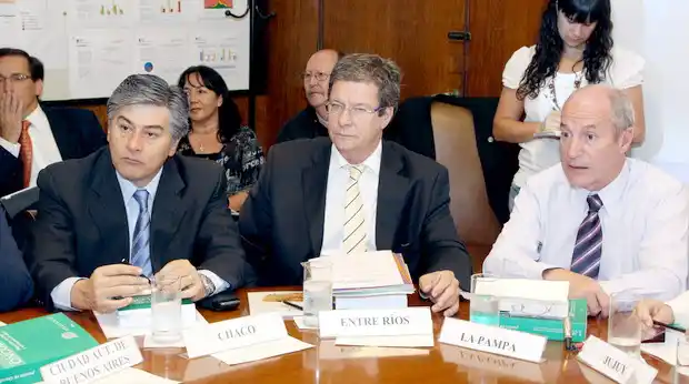 El ministro Cettour participó de la reunión del Consejo Federal de Salud