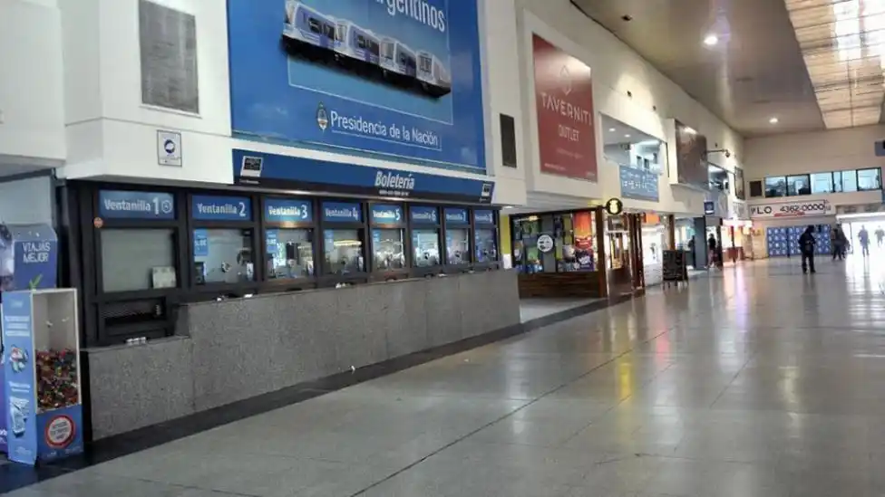 Paro de trenes: Miles de pasajeros afectados en todo el país