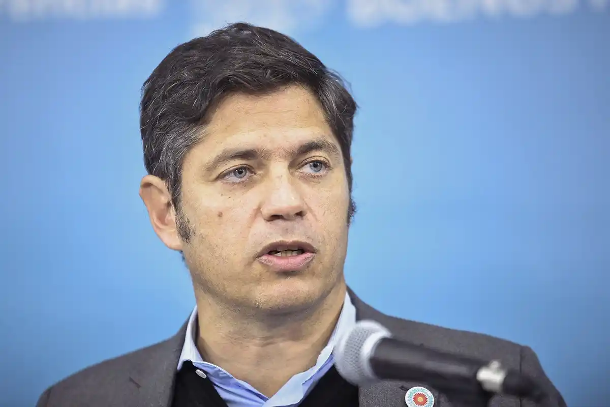 El Gobernador contra Peter Lamelas
