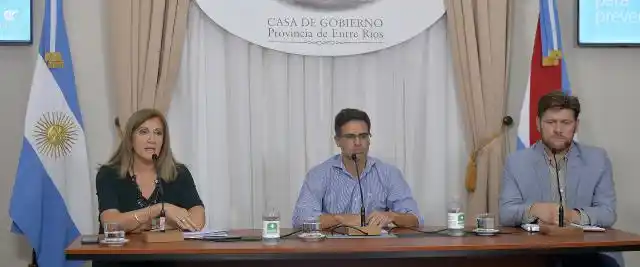 Acciones conjuntas coordinadas desde el gobierno permitieron una ordenada atención en los bancos