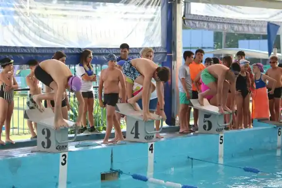 Más de 80 jóvenes participaron del primer encuentro interpiletas en el club Deportivo Chascomús