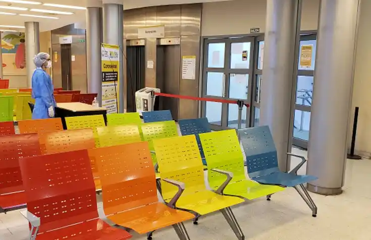 25 médicos y enfermeros se contagiaron de Covid en el Hospital Gutiérrez