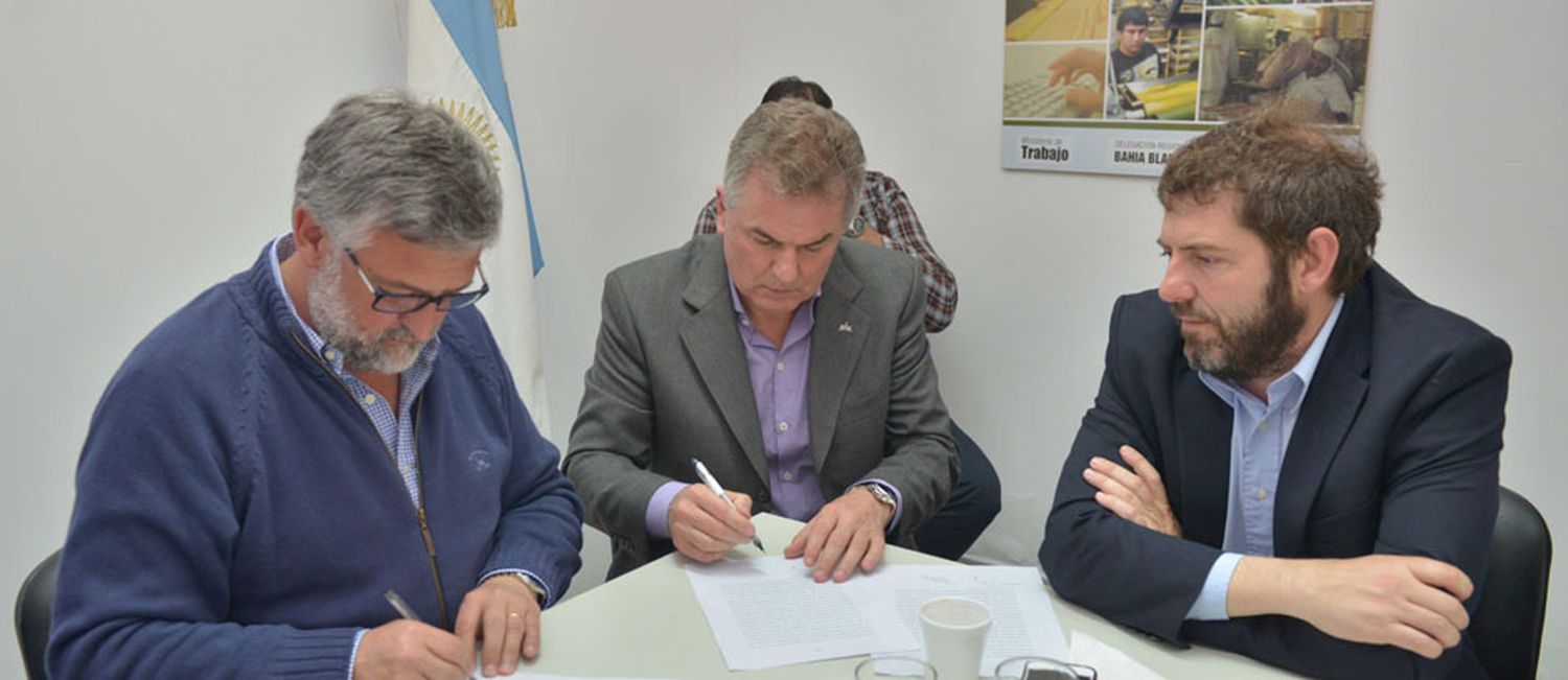 Efecto "Pata" Medina: Firman acuerdo de convivencia entre la Uocra Bahía Blanca y cámaras empresarias