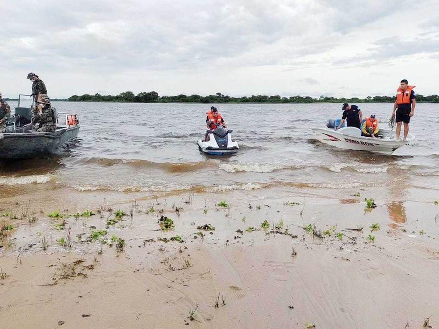 Prefectura rescató los cuerpos de otros dos
pescadores en aguas del riacho Piki Sirí