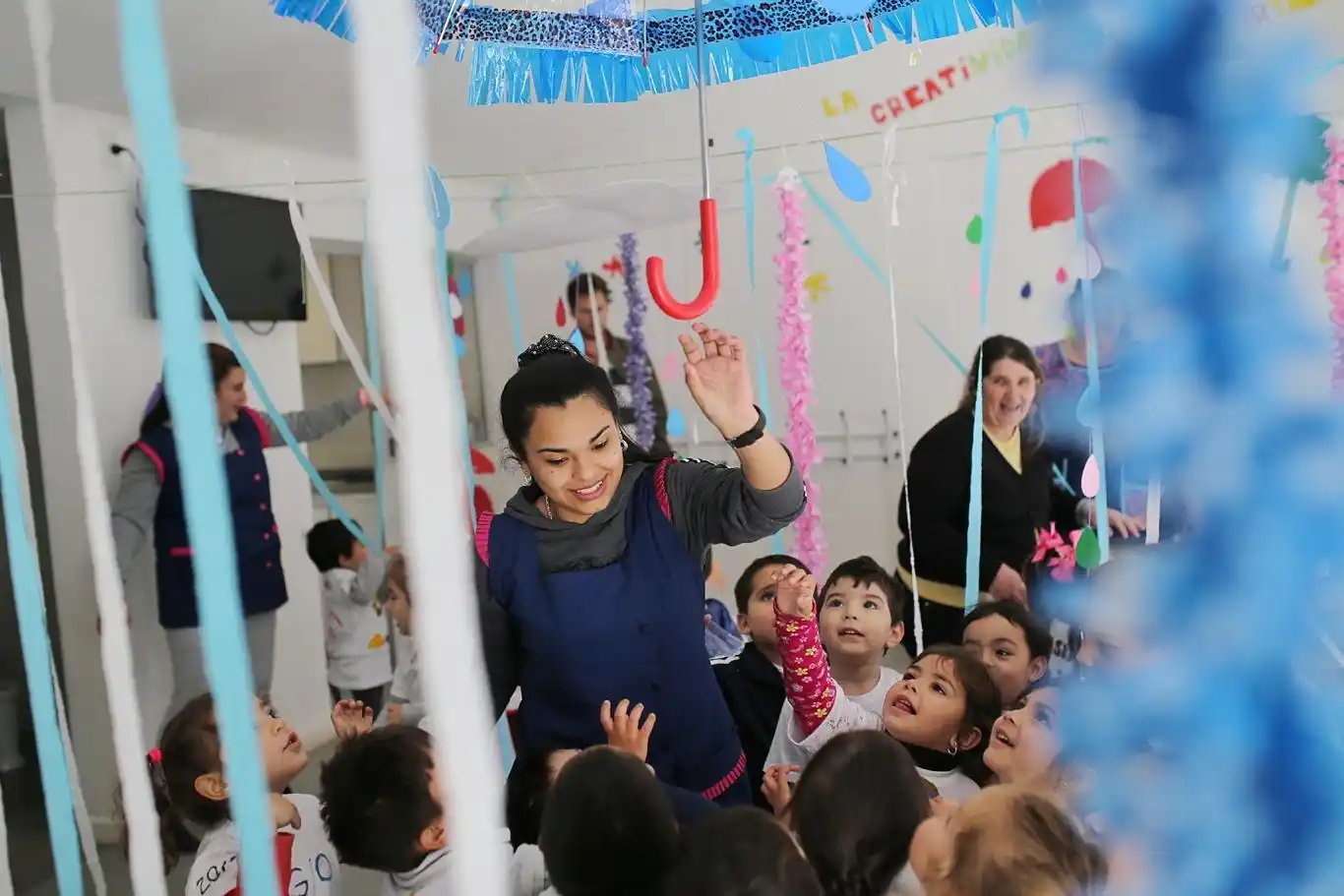 Continúan los encuentros literarios en los jardines municipales