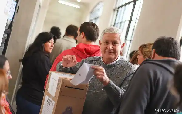 “El enemigo no es el compañero de otra lista, es el presidente Macri”