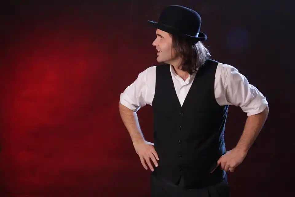 Espectáculo de música y humor con Mariano Rey