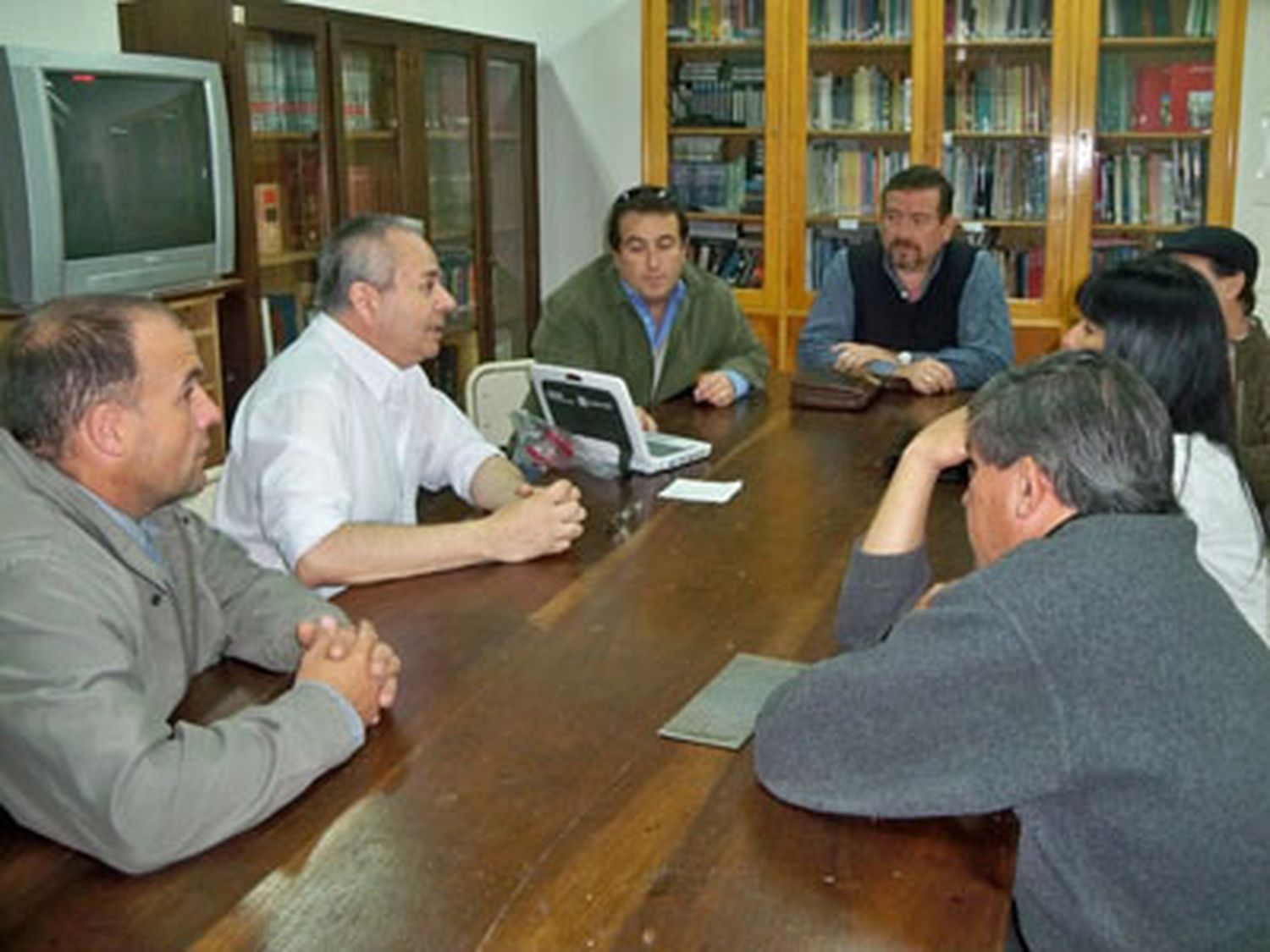 Reunión para avanzar en la señalética en Braille