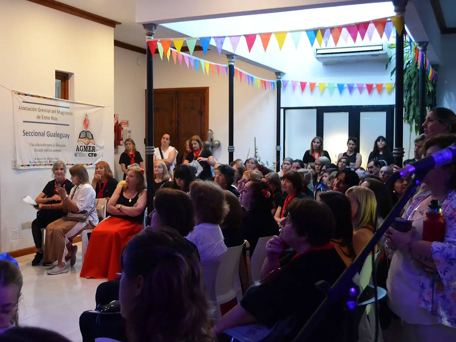 AGMER realizó la muestra anual de talleres con gran participación del sector pasivo
