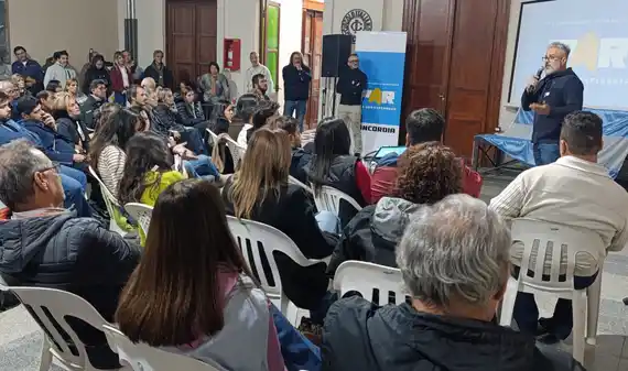 Gualeguay también dijo basta: PAR exige urnas o va a internas