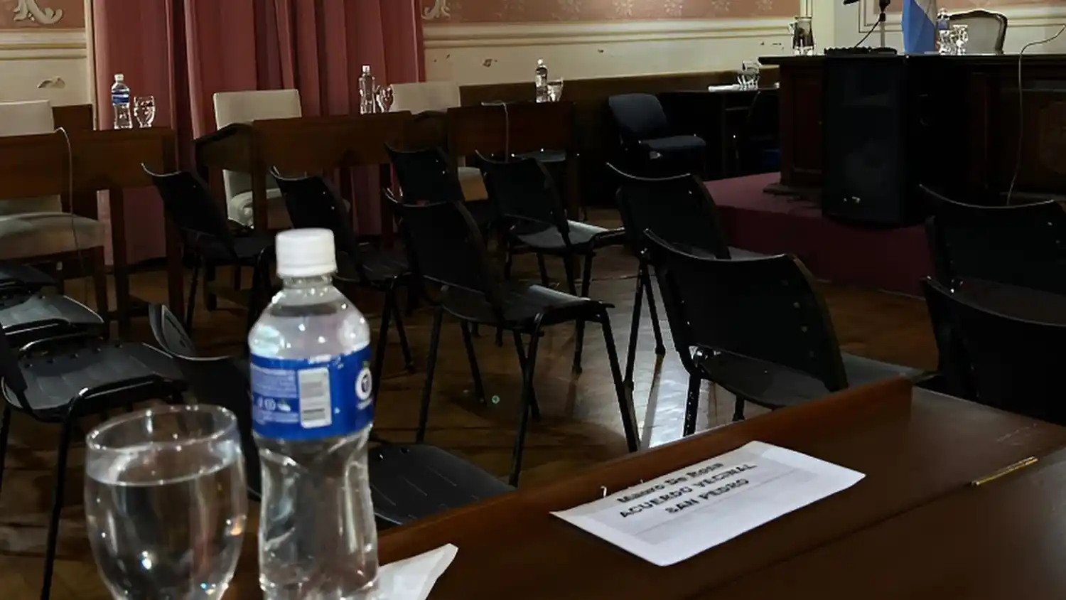 El edil del bloque Acuerdo Vecinal pidió licencia.