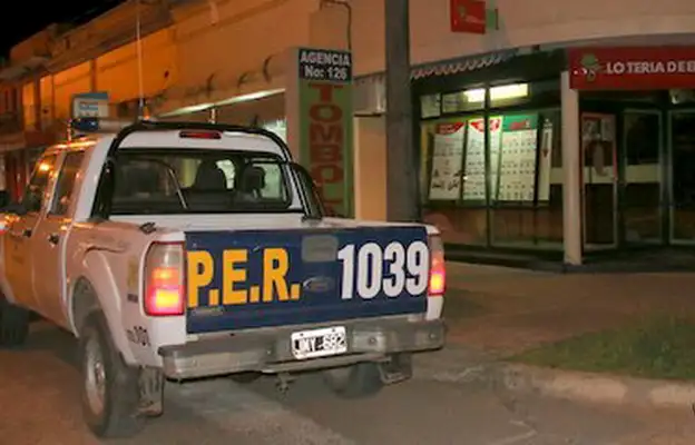 Asaltó una agencia de quiniela, se tomó un remis y lo atraparon en su casa