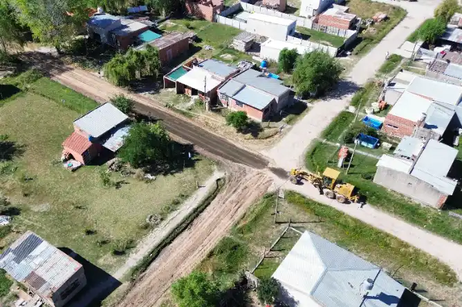 Acondicionamiento de calles en el barrio San Cayetano