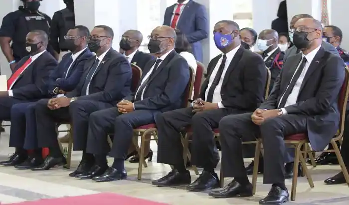 Bandas criminales lanzan atentado contra Primer Ministro haitiano