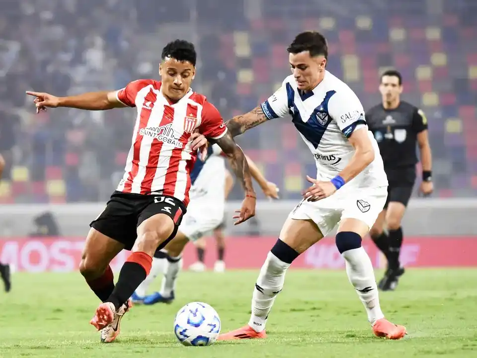 Estudiantes enfrenta a Vélez en la final de la Supercopa Internacional