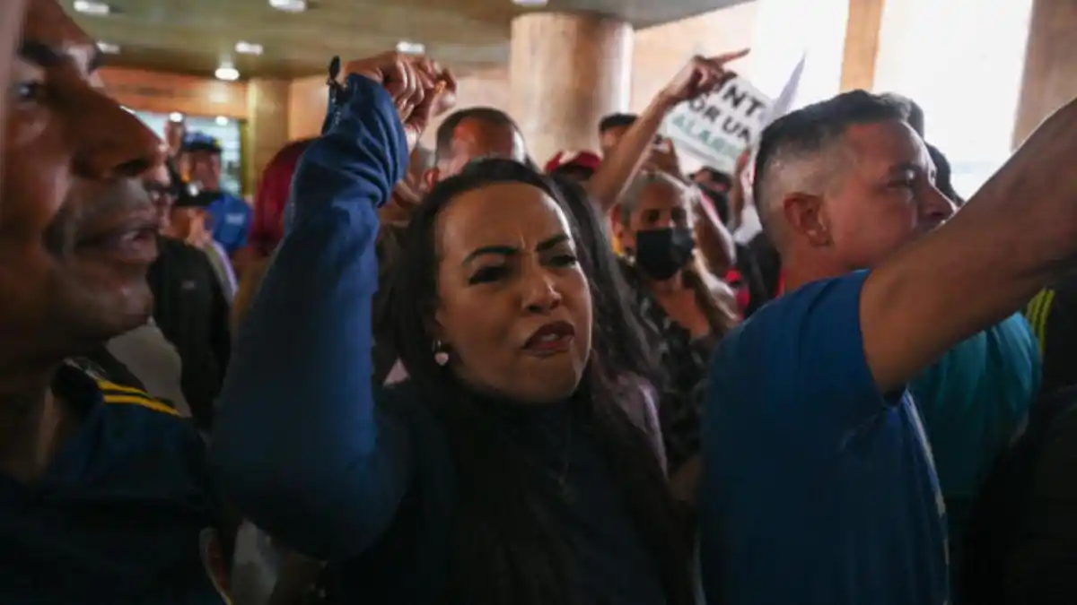 ¡NI PA’ UN KILO DE QUESO! Trabajadores públicos en pie de lucha por un SALARIO DIGNO YA (+Video)