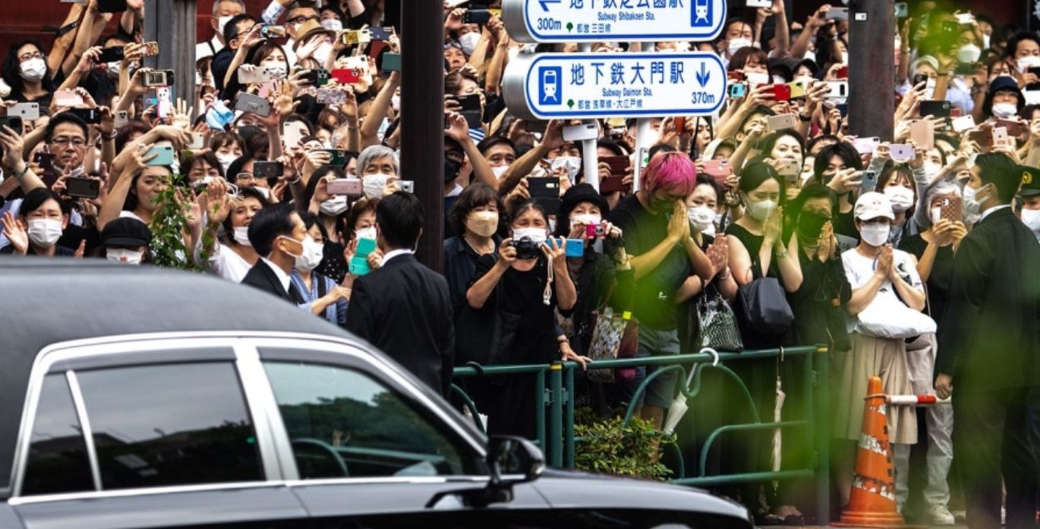 Japón: una multitud despidió al ex premier Shinzo Abe