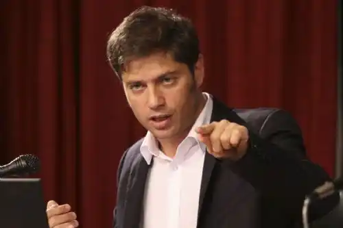 "Es un enchastre", dijo Kicillof sobre supuestos chats de un funcionario de Larreta y el vocero del presidente de la Corte 