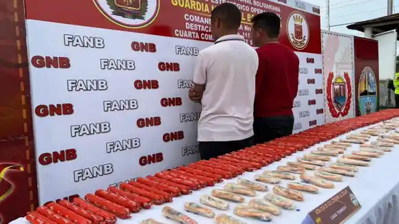 ¿QUÉ IRÍAN A VOLAR? GNB INCAUTA material explosivo en el Puente sobre El Lago