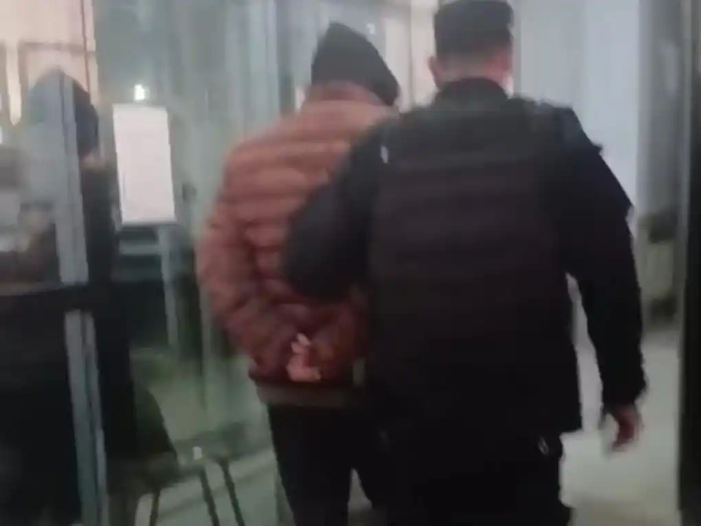 Detuvieron en zona oeste al hombre que había maltratado a su perra.