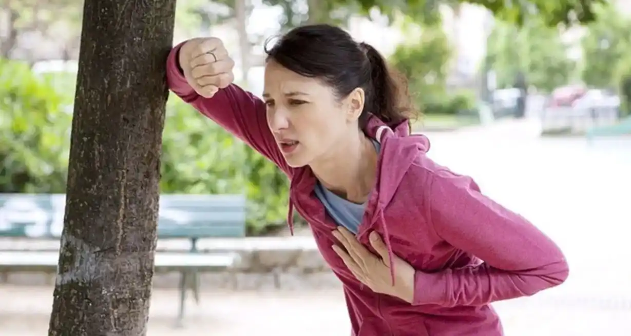 Fatiga, sensación de ahogamiento, problemas musculares, algunos de los síntomas de "Long Covid".