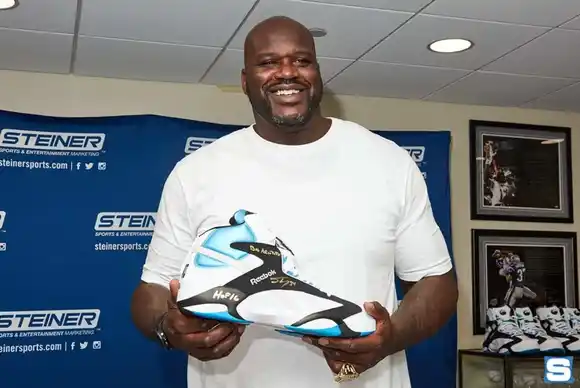 Shaquille O'Neal: ¿jugada maestra o error al dejar Reebok por Walmart?
