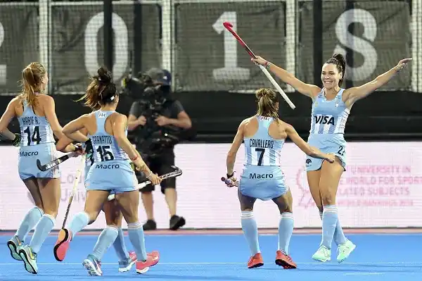 Las Leonas ganaron y pasaron a cuartos de final del Mundial