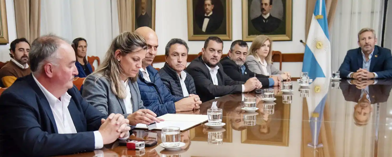 Se avanza en la gestión de residuos con la creación de la Mancomunidad Parque Ambiental del Gran Paraná