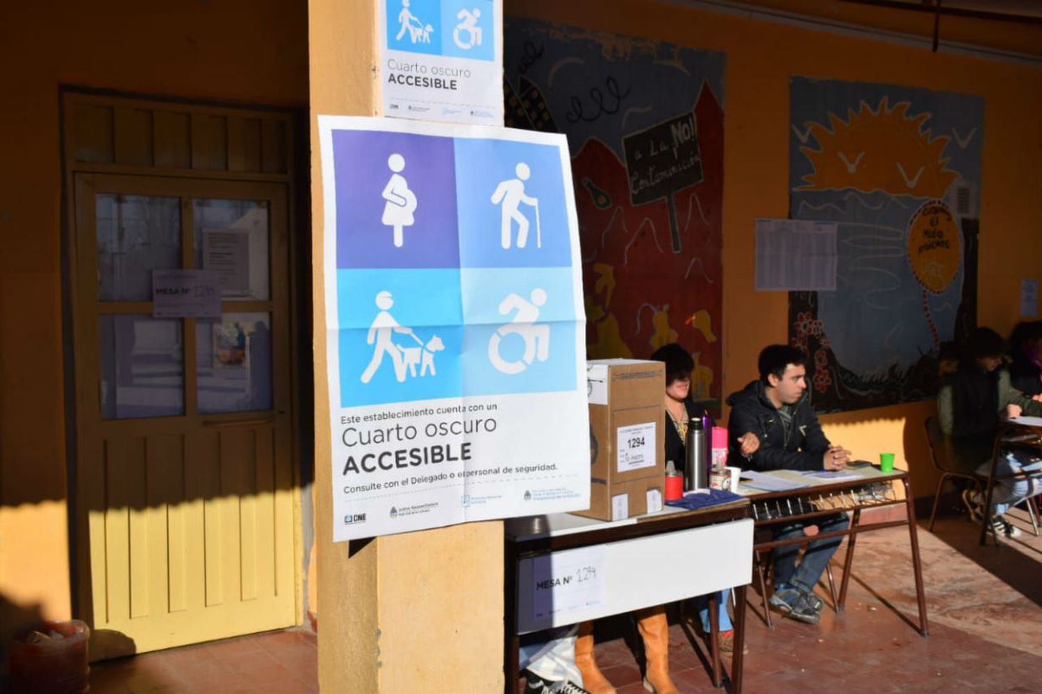 Todos los lugares de votación de la ciudad contarán con un cuarto oscuro accesible