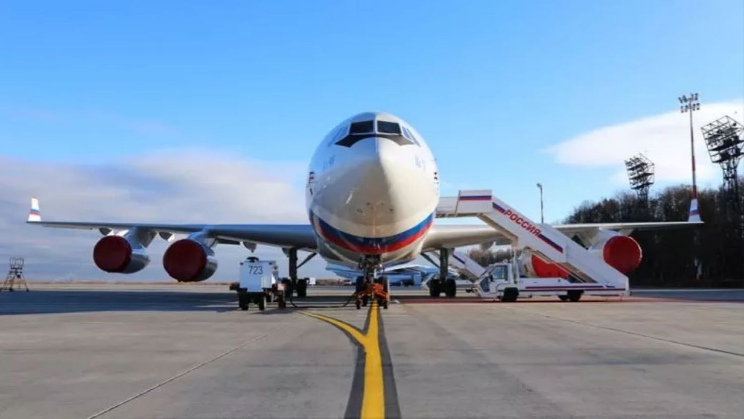 La versión de pasajeros del avión ruso Ilyushin IL-96-400 podría lanzarse pronto